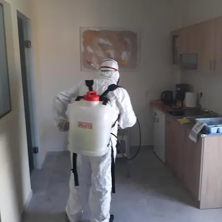 As Alesias Suites.room 12. Apartment *